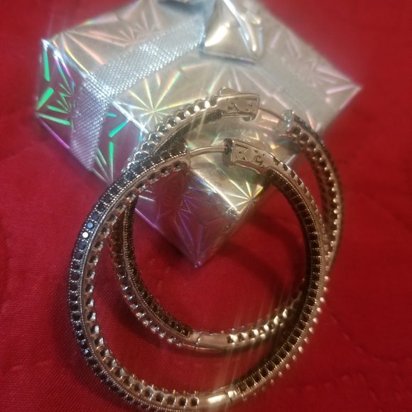 Sterling Silver earrings - Picture 3 of 7